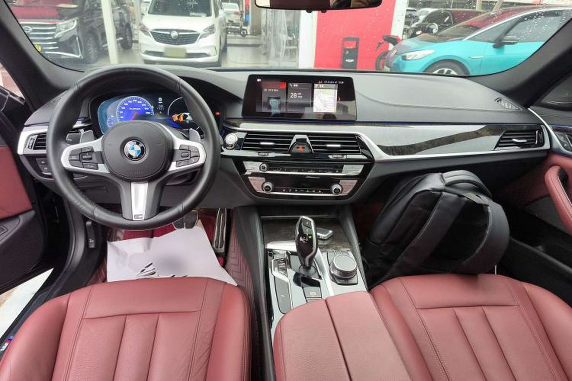 Used BMW 5 Series 2019 530Li Leading Model M Sport Package Center Console