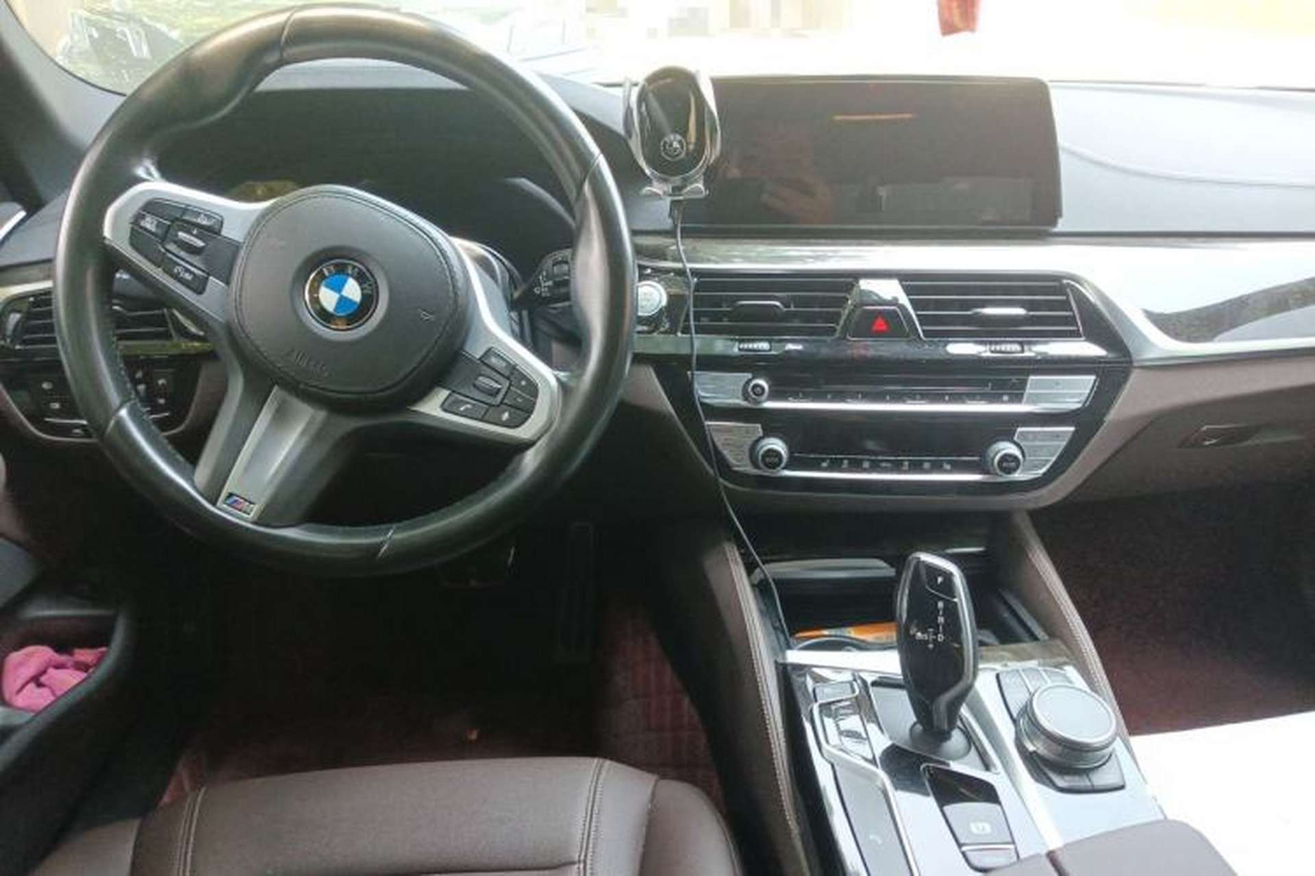 Used BMW 5 Series 2019 525Li M Sport Package Center Console