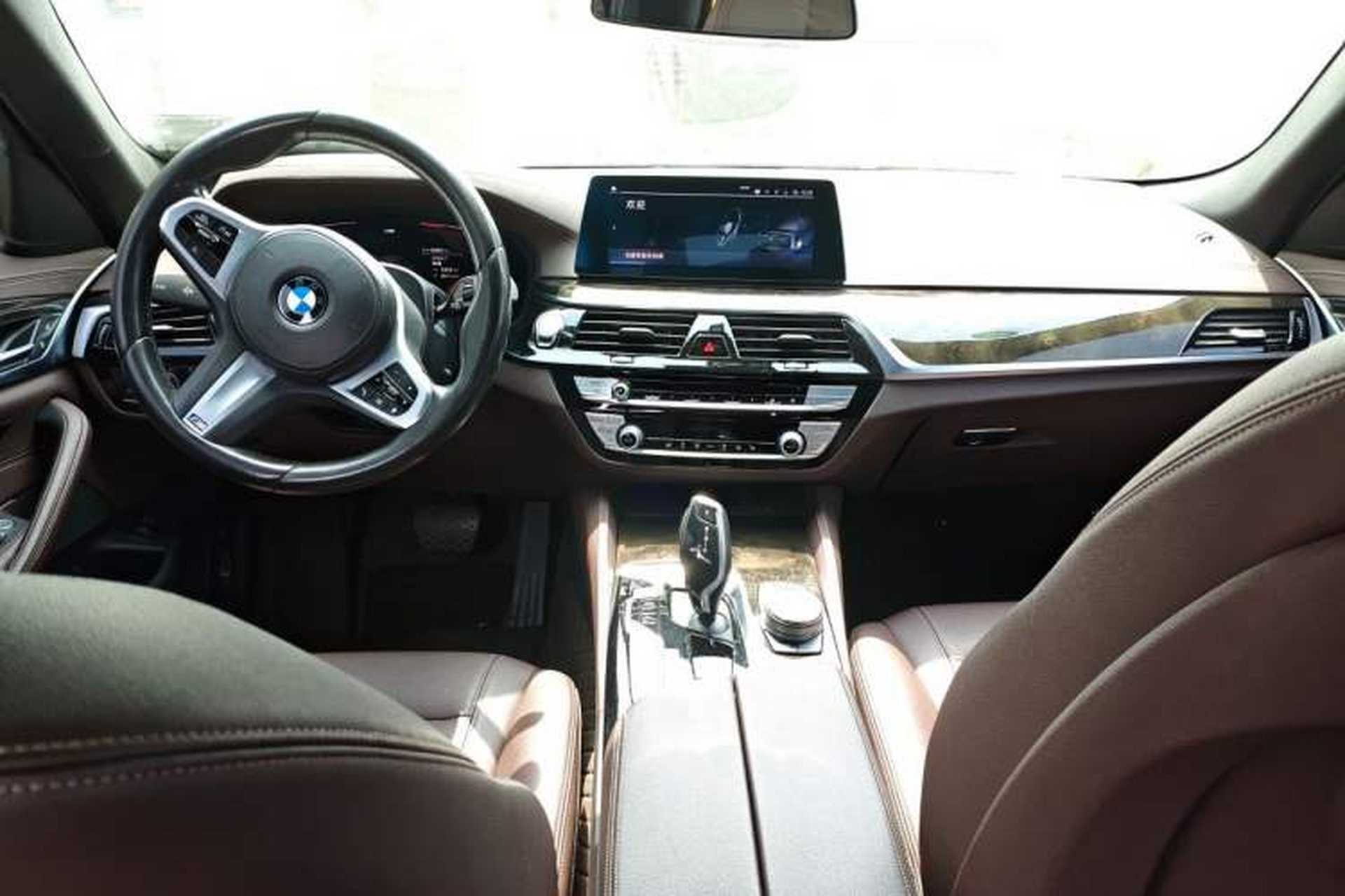 Used BMW 5 Series 2019 Restyled 525Li M Sport Package Center Console