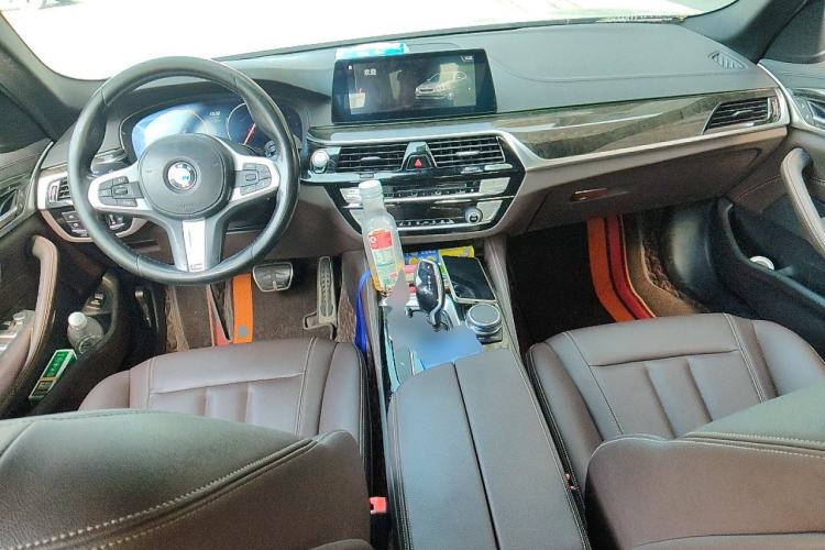 Used BMW 5 Series 2019 525Li M Sport Package Center Console
