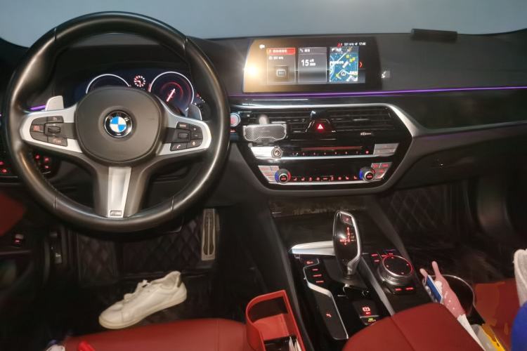 Used BMW 5 Series 2019 530Li Leading Model M Sport Package Center Console