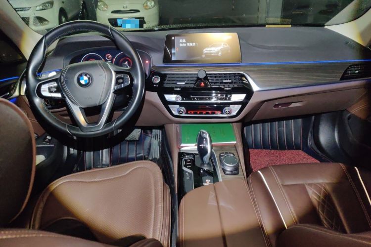 Used BMW 5 Series 2019 530Li Luxury Edition Premium Package Center Console