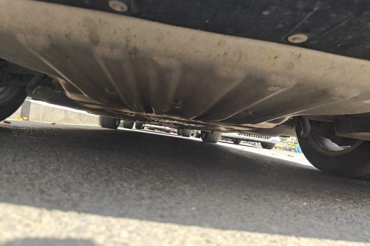 Used BMW 5 Series 2019 525Li M Sport Package Chassis Front