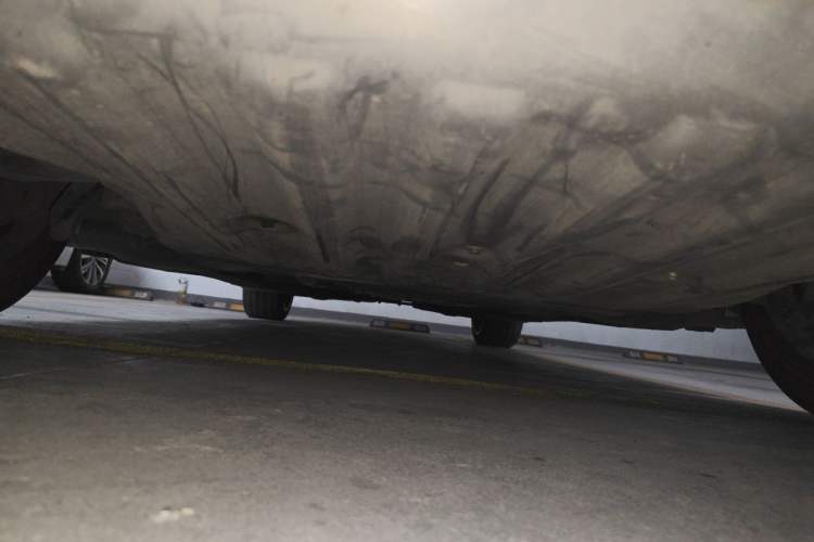 Used BMW 5 Series 2019 530Li Leading Model M Sport Package Chassis Front