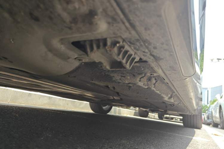 Used BMW 5 Series 2019 525Li M Sport Package Chassis Front Left