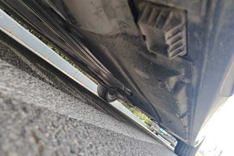 Used BMW 5 Series 2019 530Li Leading Model Luxury Package Chassis Front Left