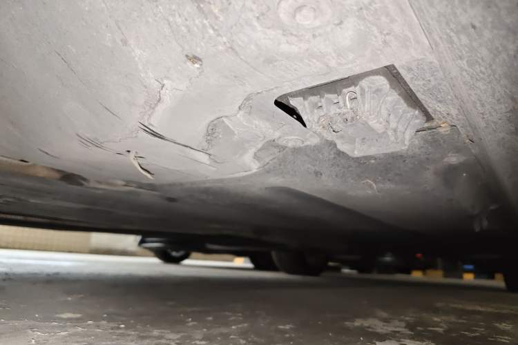 Used BMW 5 Series 2019 530Li Leading Model M Sport Package Chassis Front Left