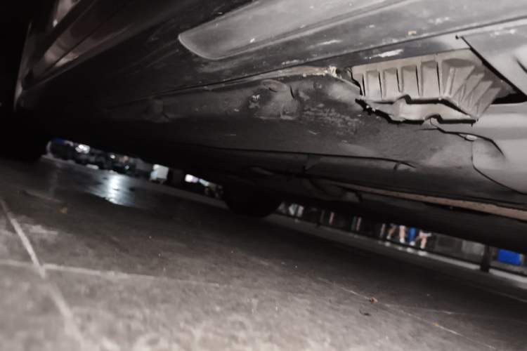 Used BMW 5 Series 2019 525Li M Sport Package Chassis Front Right