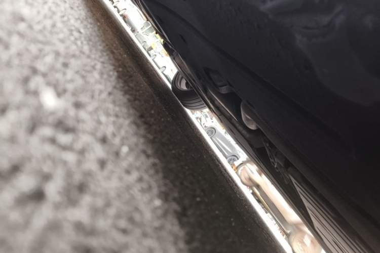 Used BMW 5 Series 2019 530Li xDrive M Sport Package Chassis Front Right