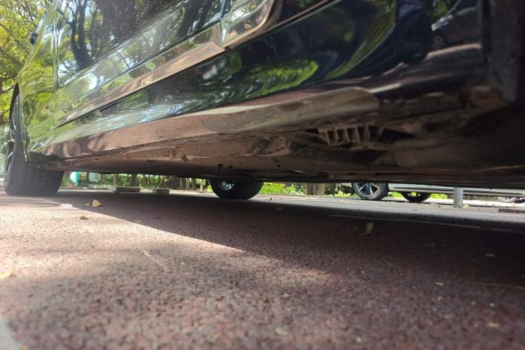 Used BMW 5 Series 2019 530Li Leading Model M Sport Package Chassis Front Right