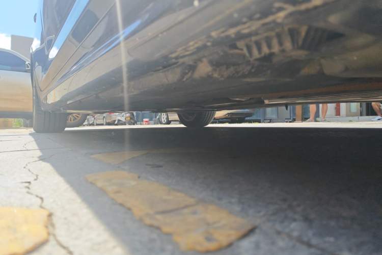 Used BMW 5 Series 2019 525Li M Sport Package Chassis Front Right