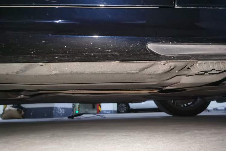 Used BMW 5 Series 2019 530Li Leading Model M Sport Package Chassis Front Right