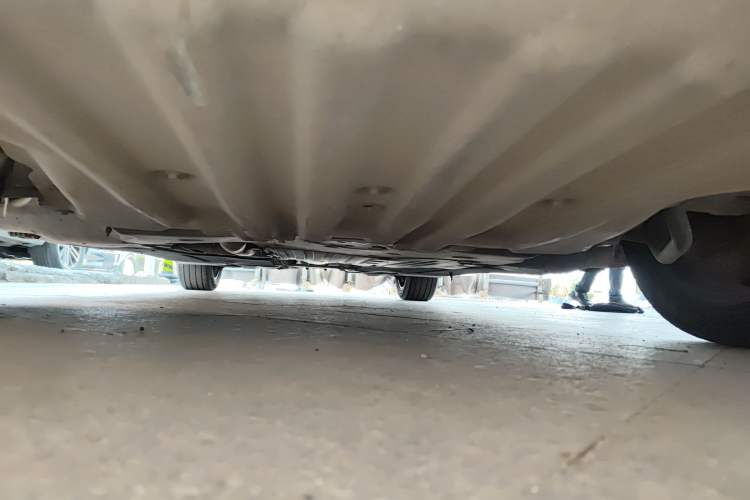 Used BMW 5 Series 2019 530Li Luxury Edition Premium Package Chassis Front
