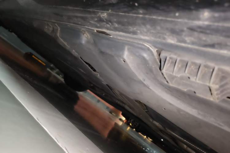 Used BMW 5 Series 2019 540i M Sport Package Chassis Rear Left