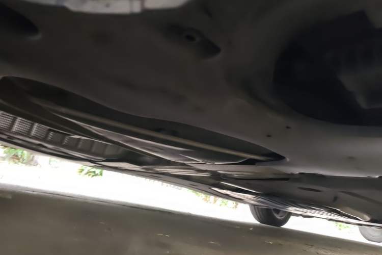 Used BMW 5 Series 2019 525Li Luxury Package Chassis Rear Right
