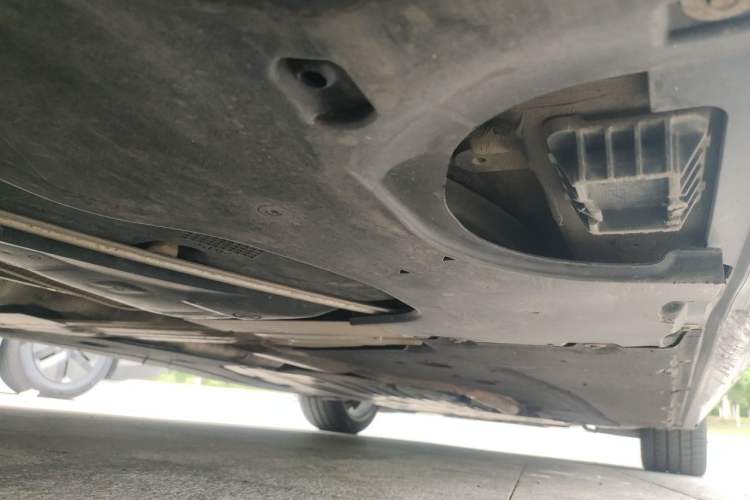 Used BMW 5 Series 2019 530Li Leading Model M Sport Package Chassis Rear Right