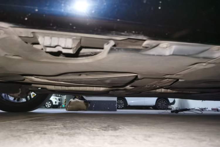 Used BMW 5 Series 2019 530Li Leading Model M Sport Package Chassis Rear Right