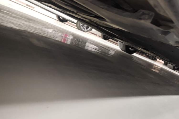Used BMW 5 Series 2019 530Li xDrive Luxury Package Chassis Rear Right