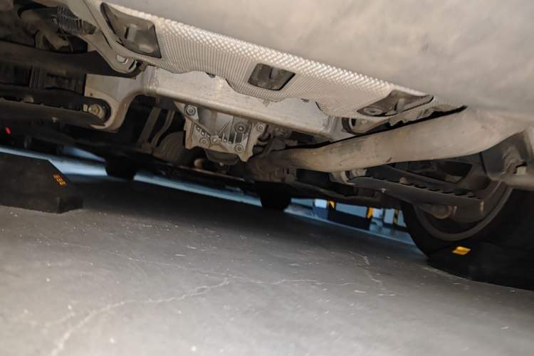 Used BMW 5 Series 2019 525Li M Sport Package Chassis Rear