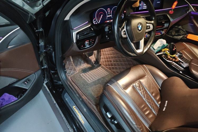 Used BMW 5 Series 2019 Facelifted 530Li Luxury Edition Premium Package Driver Seat