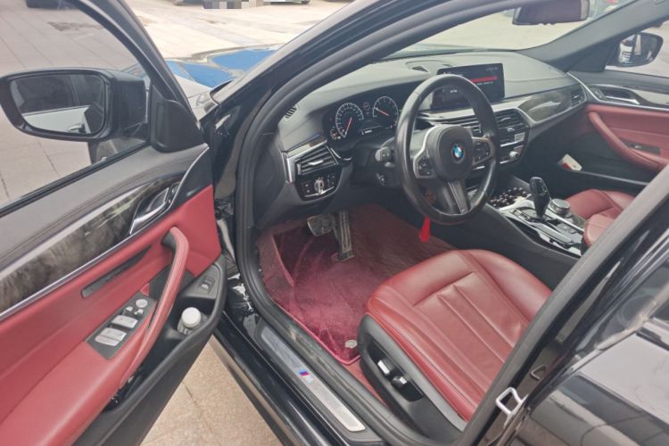 Used BMW 5 Series 2019 530Li Leading Model M Sport Package Driver Seat