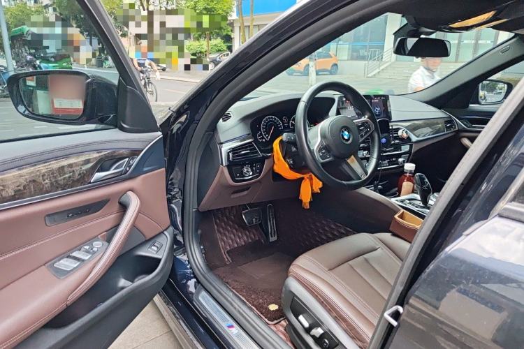 Used BMW 5 Series 2019 Restyled 525Li M Sport Package Driver Seat