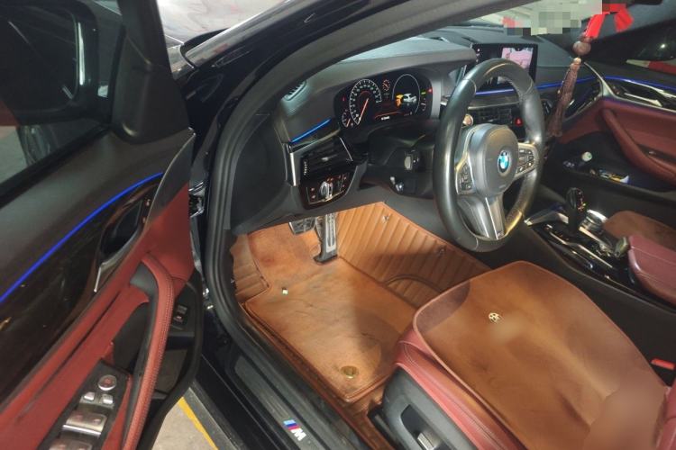 Used BMW 5 Series 2019 530Li Leading Model M Sport Package Driver Seat