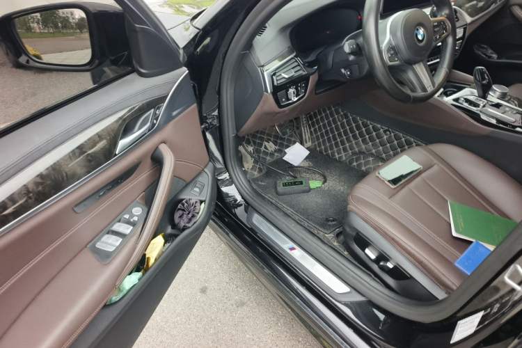 Used BMW 5 Series 2019 Restyled 525Li M Sport Package Driver Seat