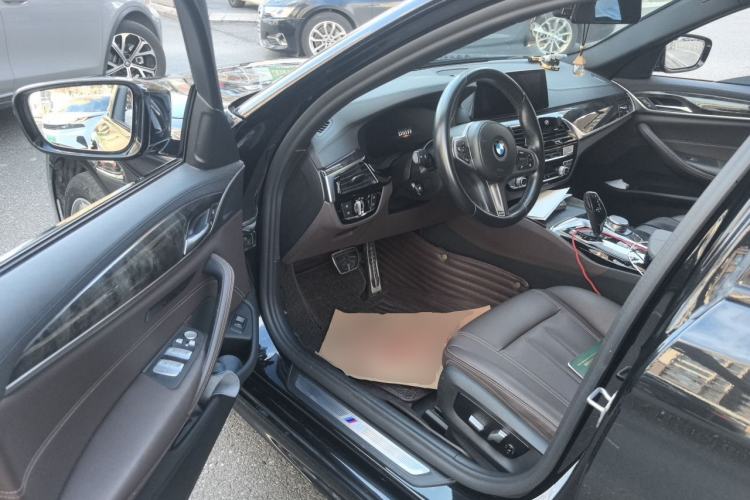 Used BMW 5 Series 2019 525Li M Sport Package Driver Seat