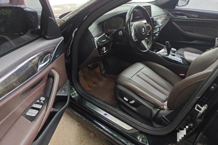 Used BMW 5 Series 2019 525Li M Sport Package Driver Seat