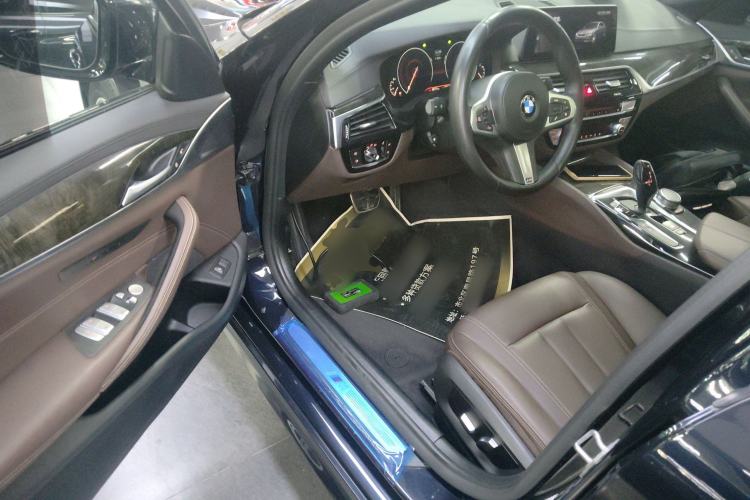 Used BMW 5 Series 2019 525Li M Sport Package Driver Seat