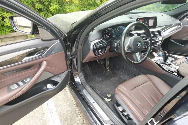 Used BMW 5 Series 2019 525Li M Sport Package Driver Seat