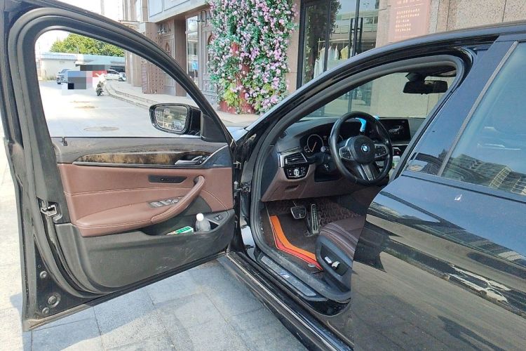 Used BMW 5 Series 2019 525Li M Sport Package Driver Seat