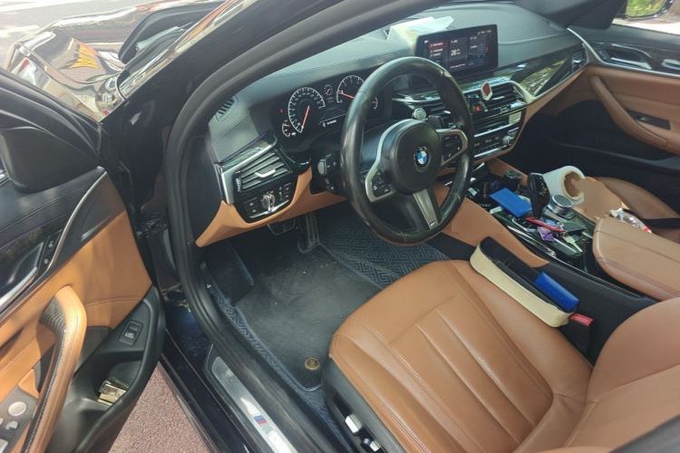 Used BMW 5 Series 2019 530Li Leading Model M Sport Package Driver Seat