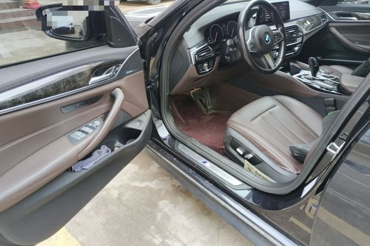 Used BMW 5 Series 2019 Restyled 525Li M Sport Package Driver Seat