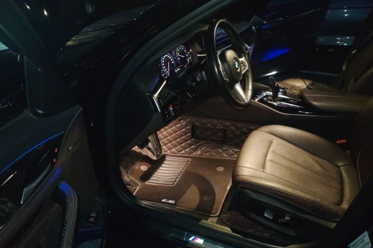 Used BMW 5 Series 2019 525Li M Sport Package Driver Seat