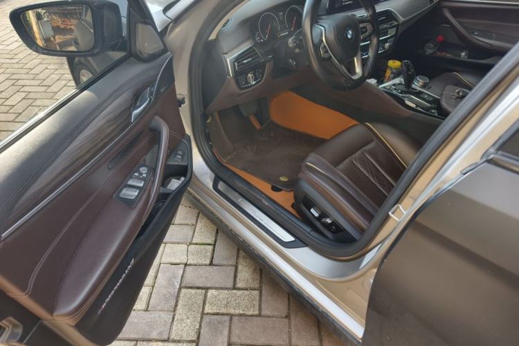Used BMW 5 Series 2019 Facelifted 530Li Luxury Edition Premium Package Driver Seat
