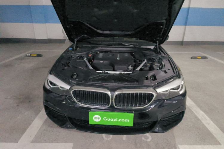 Used BMW 5 Series 2019 525Li M Sport Package Engine Bay