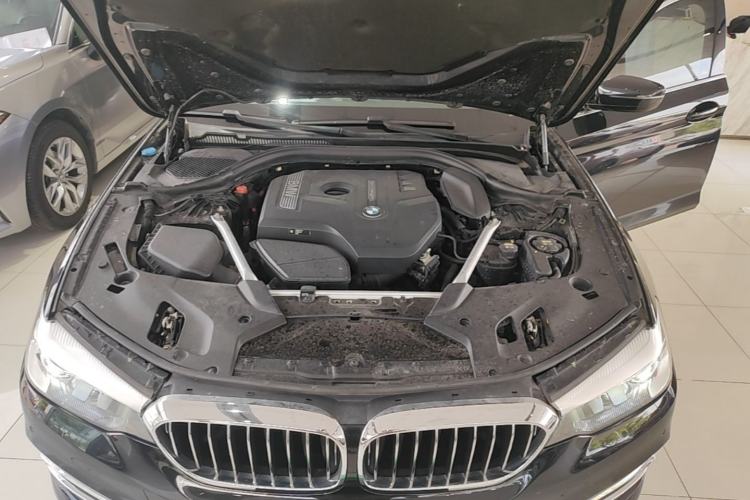 Used BMW 5 Series 2019 Facelifted 525Li Luxury Package Engine Bay