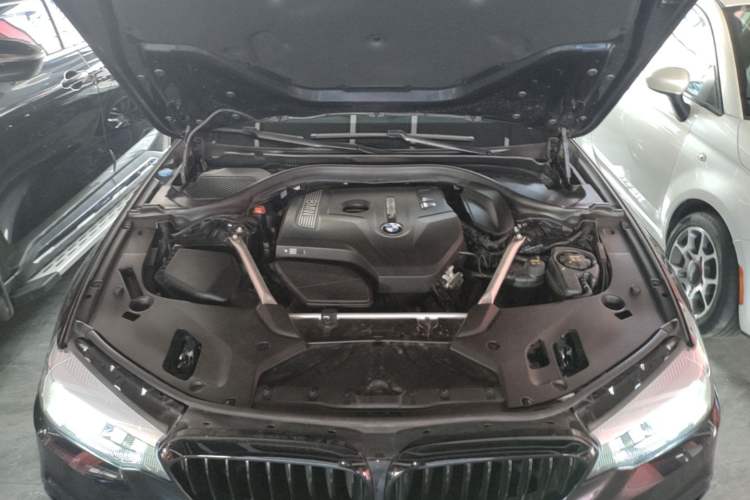 Used BMW 5 Series 2019 Restyled 525i M Sport Package Engine Bay