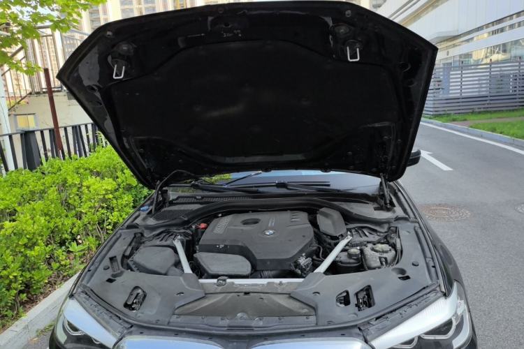 Used BMW 5 Series 2019 525Li Luxury Package Engine Bay
