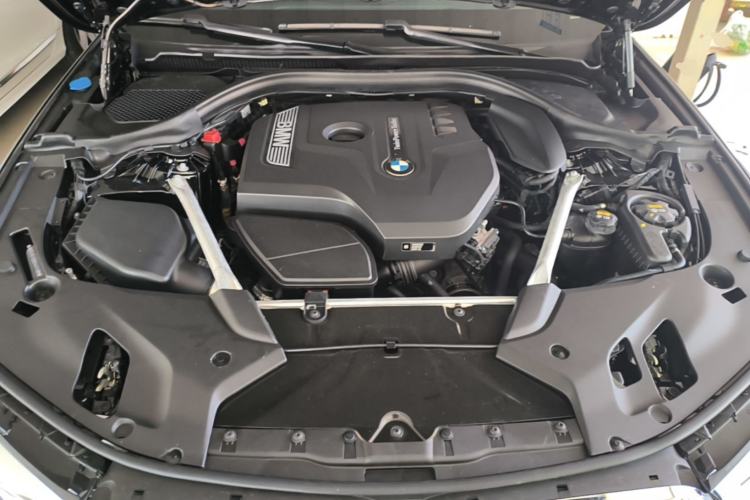 Used BMW 5 Series 2019 530i M Sport Package Engine Bay