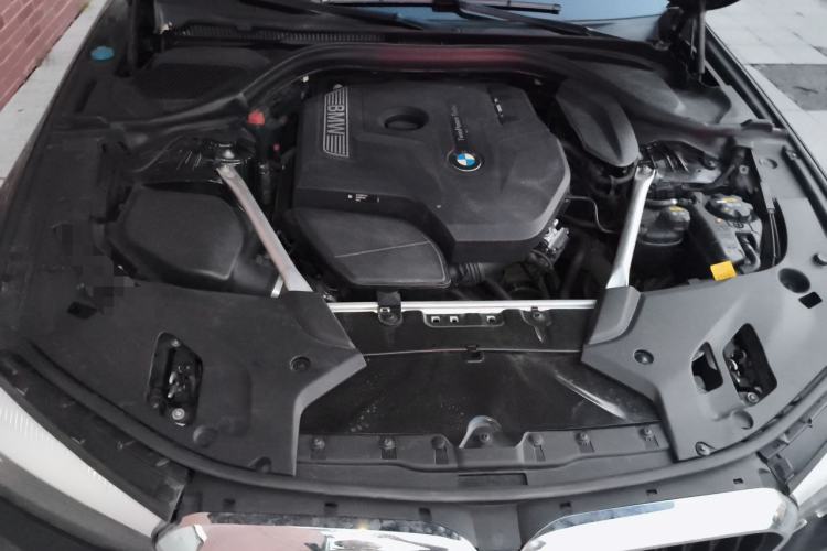 Used BMW 5 Series 2019 525Li M Sport Package Engine Bay