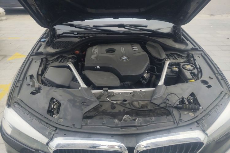 Used BMW 5 Series 2019 525Li M Sport Package Engine Bay