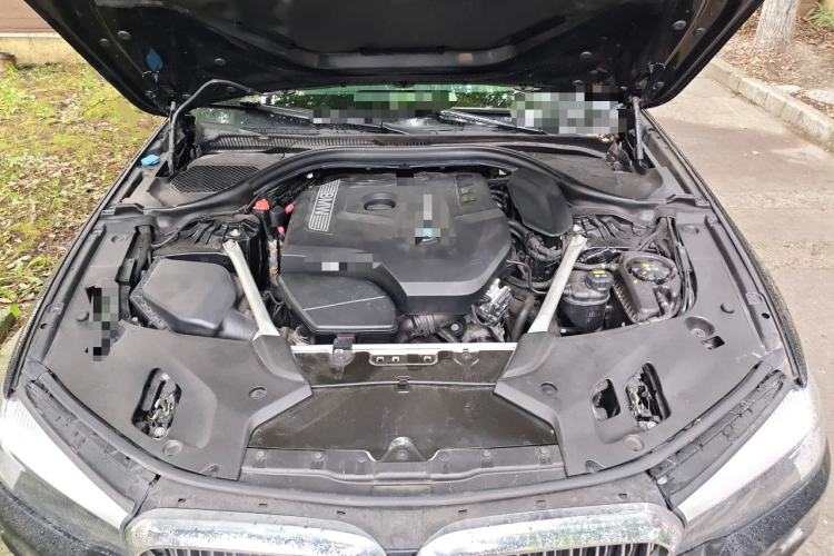 Used BMW 5 Series 2019 525Li Luxury Package Engine Bay