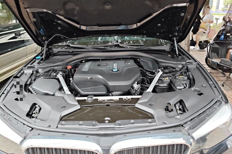 Used BMW 5 Series 2019 525Li M Sport Package Engine Bay