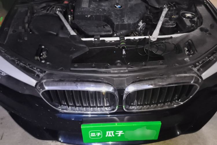 Used BMW 5 Series 2019 525Li M Sport Package Engine Bay