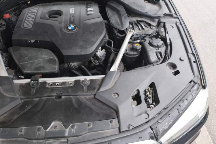 Used BMW 5 Series 2019 Restyled 525Li M Sport Package Engine Bay Left