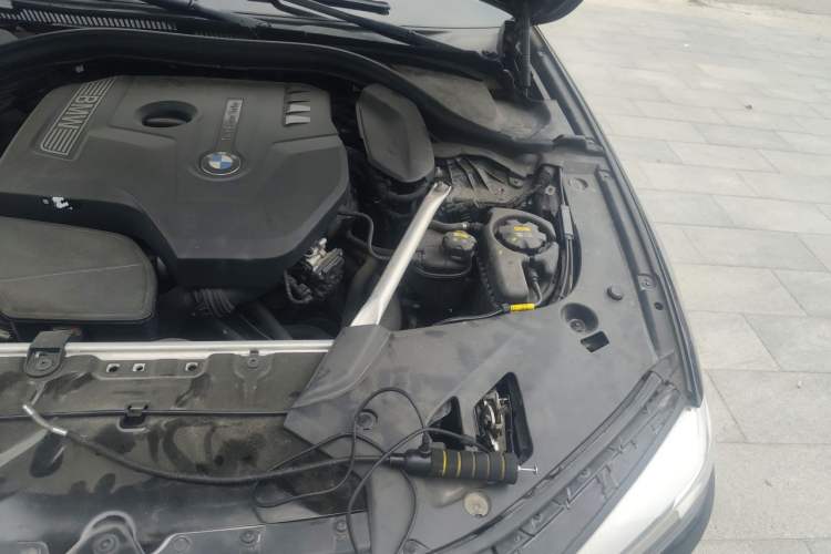 Used BMW 5 Series 2019 525Li M Sport Package Engine Bay Left