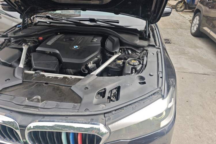 Used BMW 5 Series 2019 530Li xDrive M Sport Package Engine Bay Left